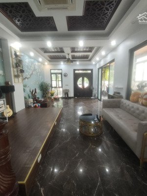 bán nhà tư đình long biên 208m2 4 tầng, khu quân đội, view bt him lam, vỉa hè, giá 38.5 tỷ
