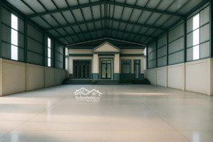 bán 1.500m² kho xưởng có nhà văn phòng hoàn công, mặt tiền đường quốc lộ 91b (nguyễn văn linh)