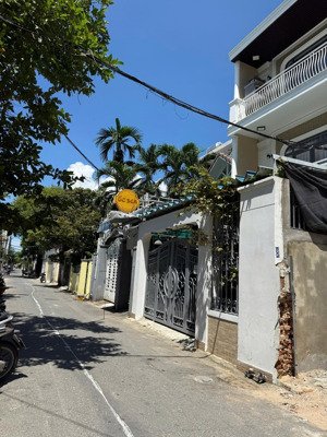 sốc-giảm sâu hơn 3 tỷ bán nhanh. lô đất 175m2 đường thủ khoa huân, sơn trà, đà nẵng