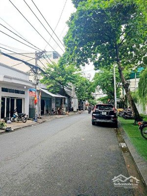 bán nhà đẹp 4 tầng sát mặt tiền tô hiệu,tân phú hẻm 8m,tặng nội thất cao cấp 64m2 chỉ 12 tỷ 2