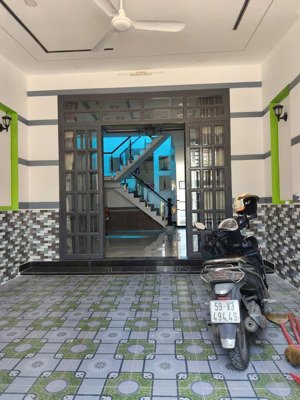 chỉ 6.5 tỷ sở hữu ngay nhà đẹp mới tinh dọn vô ở liền tại xuân thới thượng