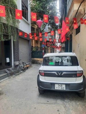 bán nhà cầu giấy tt quận dt 60m x 4t xmt 5,9m giá 15,5 tỷ có thương lượng