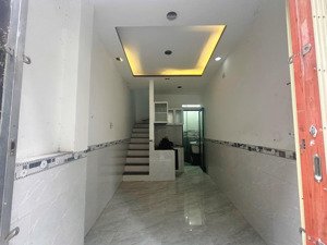 1,55 tỷ cho căn nhà 3 tầng mê đúc tại tttp nha trang. hẻm tô vĩnh diện cách biển 1km