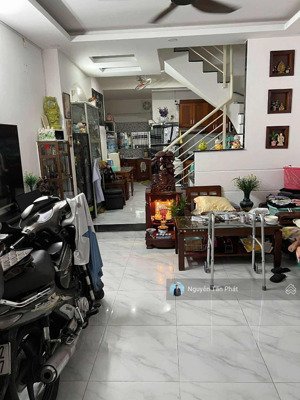 lê đức thọ p16 - trường võ thị sáu - nguyễn trung trực - 3 tầng - 3pn, 3wc - 50m2 (4.1x12.2m) 4.37t