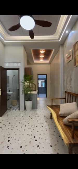 1. mua 1 tặng 1 nhà đẹp 4x14m, 5pn, 6wc phạm văn chí, q6 gần ubnd bình tiên, chỉ 6.5 tỷ