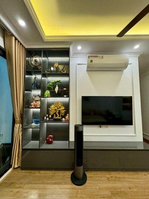 chuyển công tác bán nhanh căn cc emerald ct8, mỹ đình 97 mét 3pn, 2 wc full nội thất rẻ nhất tòa