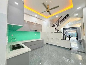 bán gấp nhà mặt tiền phường tân đông hiệp ,bình dương giá : 4ty480 thương lượng 