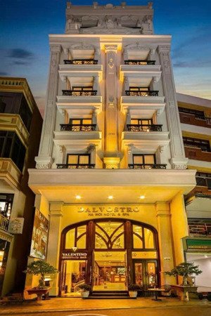 toà khách sạn 5 vip phố bảo khánh trung tâm phố cổ hoàn kiếm diện tích: 132m x 12 t