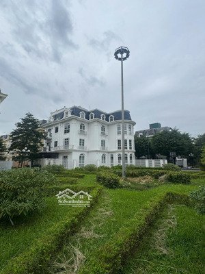 bán biệt thự an quý villa, 300m2, 78 tỷ, hà đông, giá siêu hời! lô góc liên hệ em 