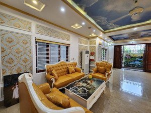 bán nhà biệt thự khu phân lô rộng rãi giá chỉ 11ty800