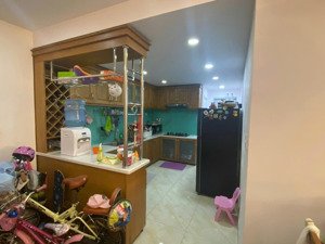 bán gấp căn hộ cao cấp scenic valley, dt 110m2 thiết kế 3 phòng ngủ, 2 toilet, ntdd, giá bán 9 tỷ