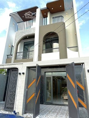 nhà gần chợ bình chánh - shr - nhận nhà