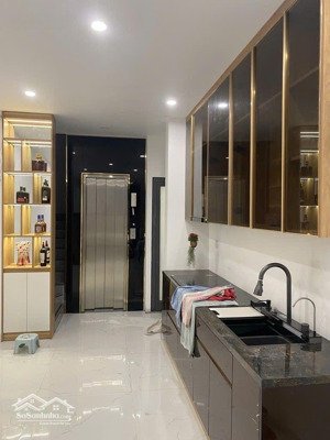 siêu phẩm thịnh liệt vị trí đắc địa thang máy ô tô tránh nhà đầu ngõ kinh doanh cực đỉnh