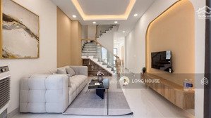 bán nhà nguyễn trọng tuyển. nhà 4 tầng, 4x15, 4 phòng ngủ có vệ sinh khép kín, nội thất mới.