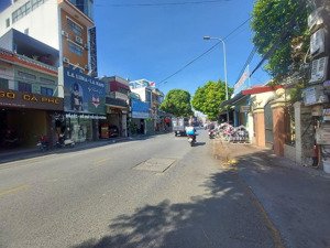 bán nhà vị trí đẹp mặt đường ngô gia tự - 100m2 - mt 4,6m - 12,6 tỷ