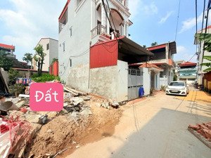 cắt lỗ bán gấp lô 168m, mt 6.2, hạ bằng. gần khu cnc, đh fpt, ra metro rất gần. giá chỉ 3.42 tỷ