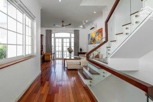 bán nhà 4 tầng mt d.lê thước _hđ thuê 30triệu/th-dt 90m2 ngang 5m-giá bán đất tặng nhà-16,x tỷ