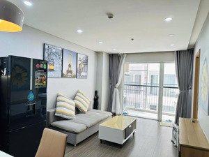 cần cho thuê căn hộ 2 pn fhome ngay trung tâm tp đà nẵng full nội thất đẹp