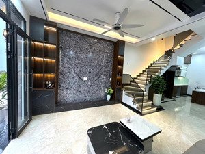 bán nhà 54m2 thang máy phân lô cao cấp sở dầu, hồng bàng 6,x tỷ.