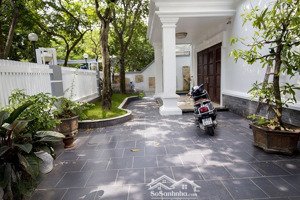 cho thuê biệt thự 4 phòng ngủ đầy đủ nội thất tại ciputra