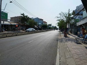 cho thuê nhà mặt tiền huỳnh tấn phát nhà bè