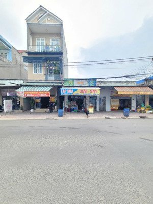 bán dãy trọ 5x30m, mặt tiền đường 434 p. bình hòa, thu 12tr/th