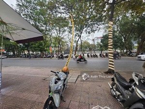 cho thuê nguyên căn nhà mặt phố ngọc lâm, long biên