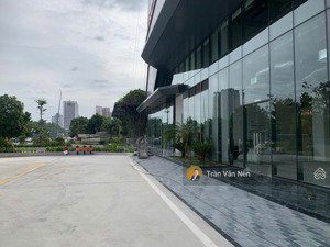 chính chủ đt chào thuê mbtm rox center - bắc từ liêm diện tích 126m2 - 586m2 giá 650k/m2