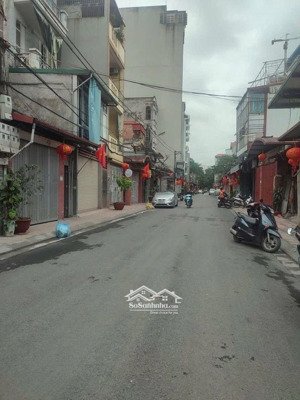 phân lô ô tô vỉa hè kd phú diễn 60m giá hơn 14 tỷ