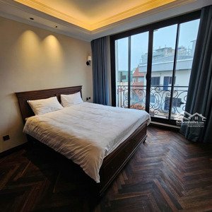 bán tòa apartment hiếm tại tây hồ. dt : 162m2, mt : 8m, 2 oto vào nhà, dòng tiền 400tr/ th.