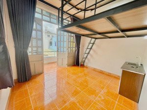 phòng trọ ban công, 30m2 huỳnh văn nghệ, sẵn máy lạnh