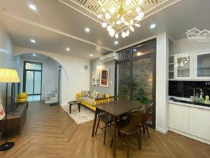 cho thuê nhà khu vực văn cao cực đẹp - nhà đẹp full nội thất hiện đại