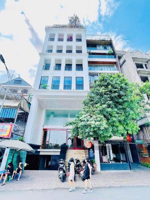 mặt phố hoàng văn thái_dt 103m_9t_mt6m_vị trí vàng_dòng tiền khủng ~200tr/thang_giá đầu tư