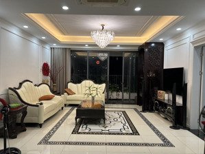 tôi cần bán căn góc 3 ngủ 3 wc, dt 151m, cực hiếm bán, nhà thoáng giá hơn 12 tỷ xíu tại stellar