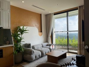 cần cho thuê 74m2 full đồ đẹp mới view nhìn hồ sân golf long lanh giá rẻ 13 triệu land mark ecopark