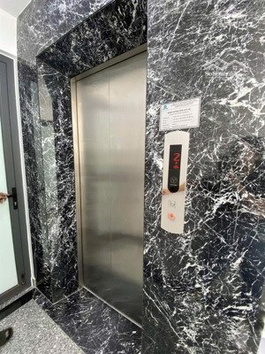 cho thuê phòng cao cấp cmt8, q.3 (giá: 3,5 tr - 5 tr/tháng cô nga chủ nhà)(mtg)