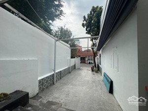 cho thuê mb thảo điền 250m2 vị trí đẹp, đông đúc sầm uất ngày đêm