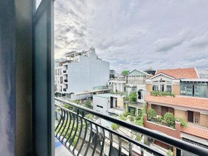 duplex gác cao cửa sổ trời, ban công riêng bùi đình túy bình thạnh trống 1/11