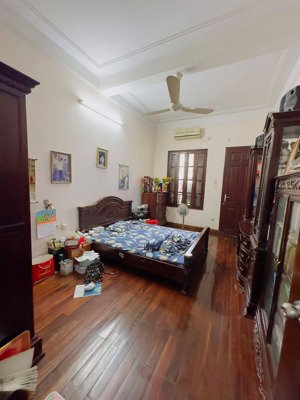 nhà thái hà - 30m2 - 3 tầng - ô tô đỗ cổng - dân xây chắc chắn - pháp lý chuẩn