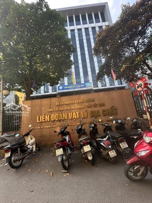 siêu hiếm !!! nhà dân fo gửi bán dt rộng - phân lô - oto đỗ - chiến thắng văn quán