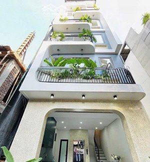 nhà 6 tầng thang máy tôn đức thắng đống đa cần bán