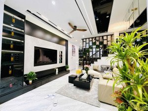 đội cấn, nhà mới đẹp, xây khung cột chắc chắn, ngõ 3 gác, 40m ôtô tránh, ở ngay, 42m2*4t