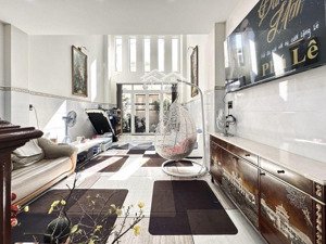 nhà 5 tầng btct 66m2 nở hậu - sát mt hoàng hoa thám - xe hơi - khu cao tầng - dân trí cao