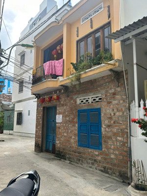 nhà hẻm thông hoàng hoa thám nha trang dt 43m2 ngang 5,3m cách biển chỉ 3ph di chuyển
