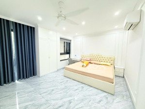 nhà đẹp văn phú 4 tầng vị trí tiếp giáp vành đai 3,5 và đường quang trung hà đông. giá 23 tỷ