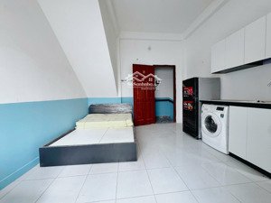 studio cửa sổ trời máy giặt riêng ngô tất tố, bình thạnh