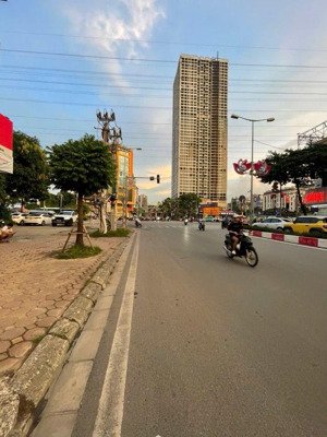 mặt phố vạn phúc đất đấu giá tòa nhà văn phòng 9 tầng kinh doanh đỉnh của đỉnh