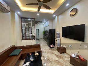 nhỉnh 7 tỷ- ô tô đỗ cổng-5 tầng-4 ngủ-trung tâm ngọc thuỵ-bồ đề- nội thất đẹp-xách vali ở ngay.