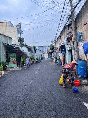 cần đổi nhà bán gấp dãy trọ ngay khi chế xuất linh trung, linh xuân, thủ đức. hẽm nhựa xe hơi né.