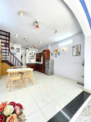 cho thuê nhà riêng 2pn, 2wc, 45m2 tại lê thị riêng, q10, hcm chỉ với 13 triệu